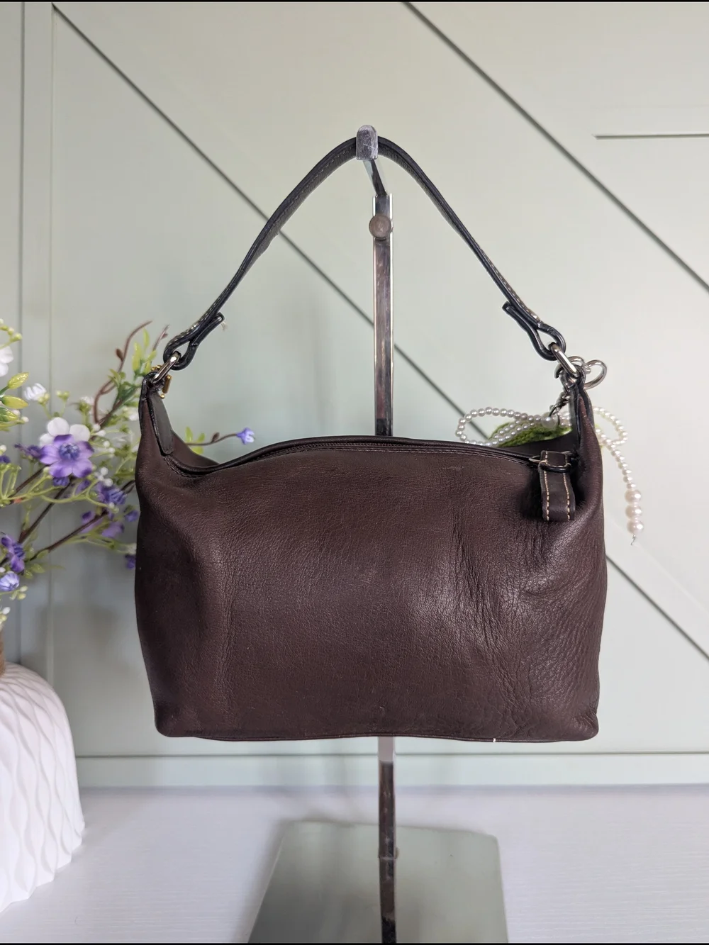 COACH Brown Leather Shoulder Bag - Elegant Everyday Carry